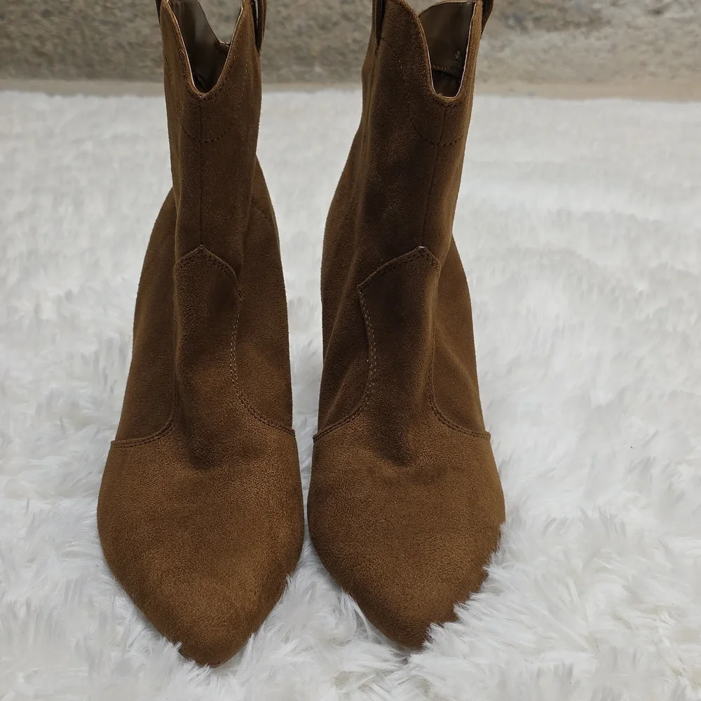 Nine West Brown Ankle Boots. Size 9. NWT! - Picture 5 of 10